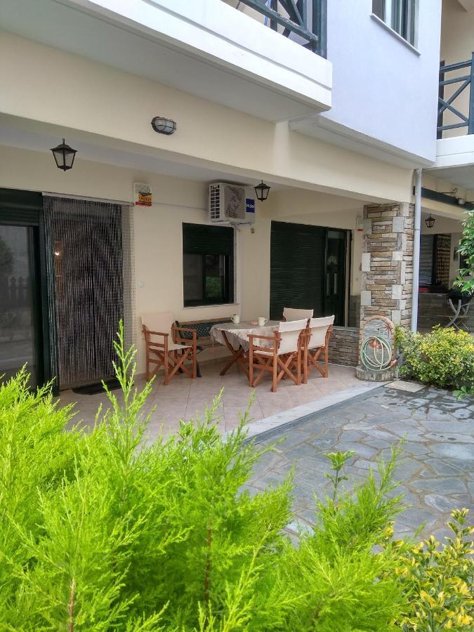 Cute Maisonette No2 On Coastal Sidewalk Νικήτη Εξωτερικό φωτογραφία